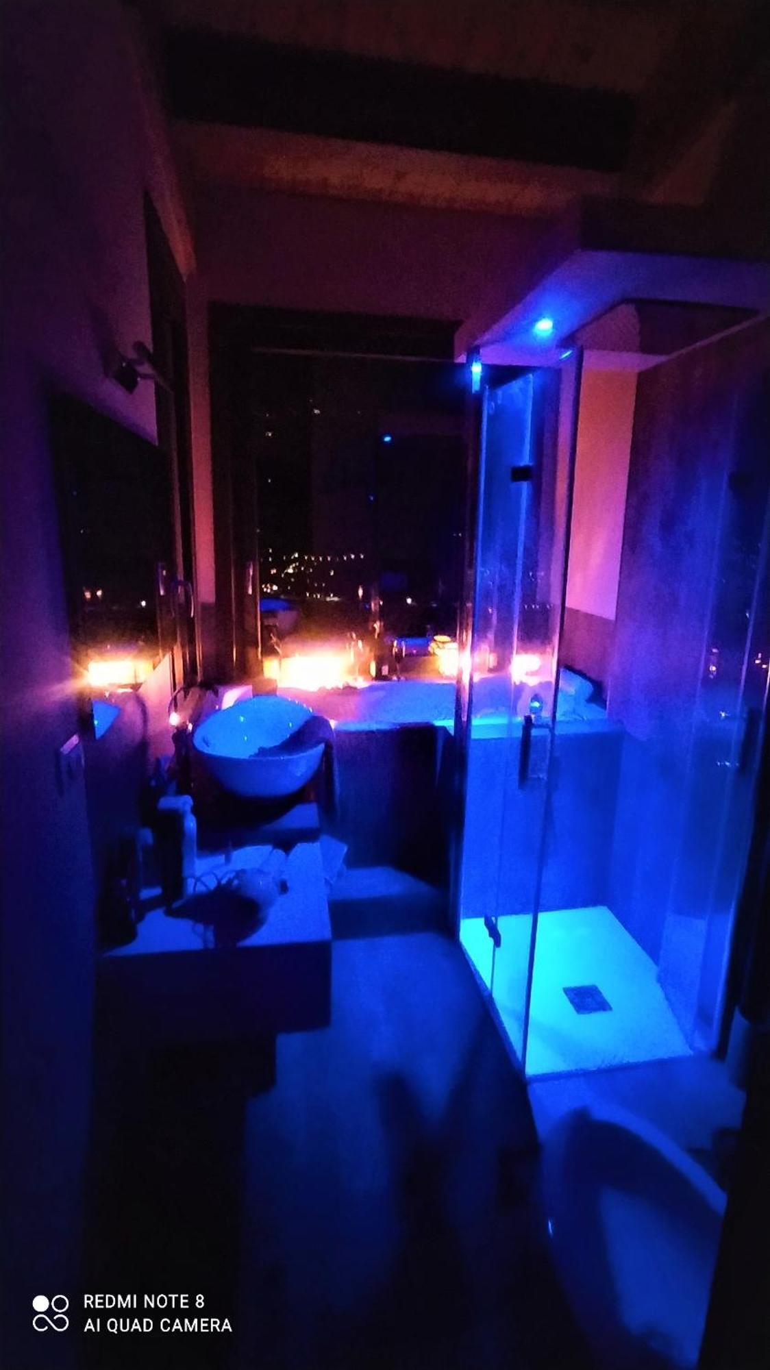 Atmosfera E Vista Mozzafiato Chalets Aosta Kamer foto