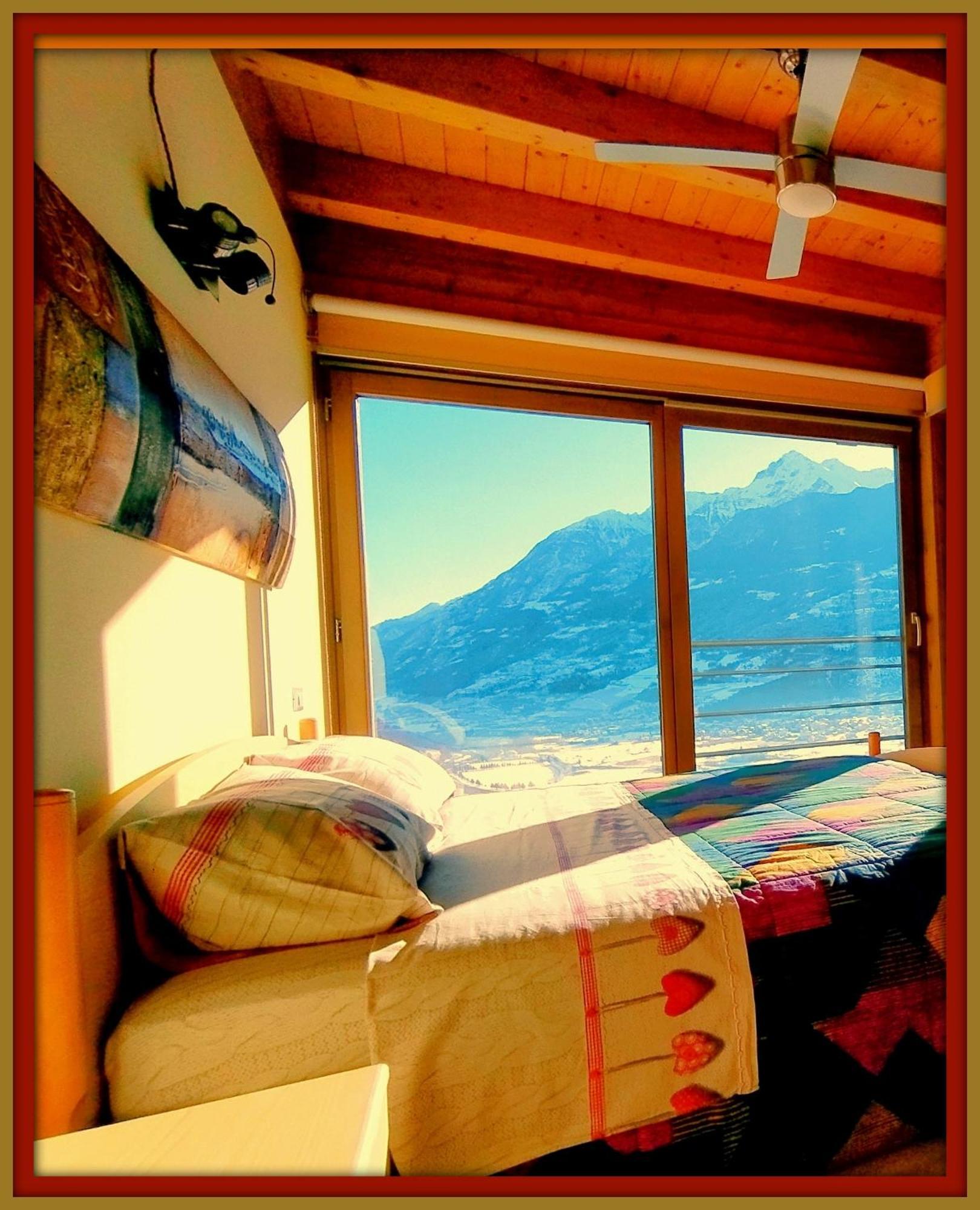 Atmosfera E Vista Mozzafiato Chalets Aosta Kamer foto